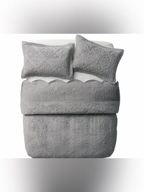VCNY Home Westland Queen 3pc Plush Bedspread Quilt Set Gray + 2 Shams scalloped